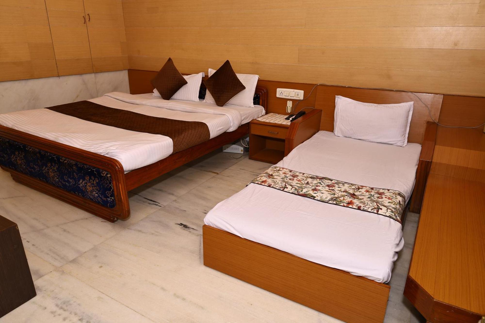 Hotel Suncity By Sharnam Nathdwara Exterior photo